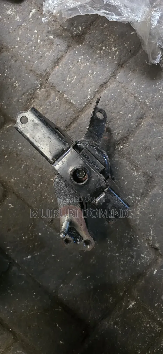 Engine Mount for Toyota Vitz/Ractis/Belta - 1
