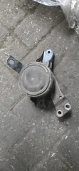 Engine Mount for Toyota Vitz/Ractis/Belta - 2