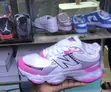 New Balance 2002R Sneakers - Nyeupe/Pink - 2