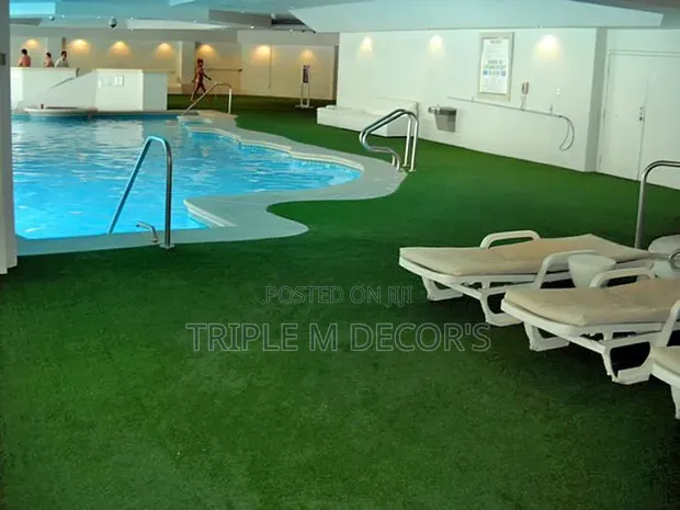 Poolside Outdoor Artificial Lawn Carpet - 1