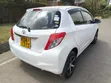 Toyota Vitz 2013 White - 5