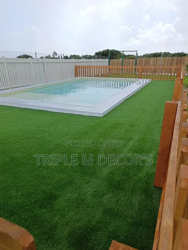 Swimming Pool Deck Non-Slip Turf Carpet - 1