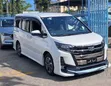 Toyota Noah 2020 Teal - 2