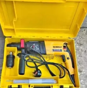 Brand New Dewalt 800W Electric Rotary Hammer