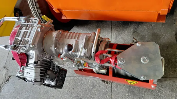 Heavy Duty Honda 1 Tonne Concrete Hoist Machine - 1