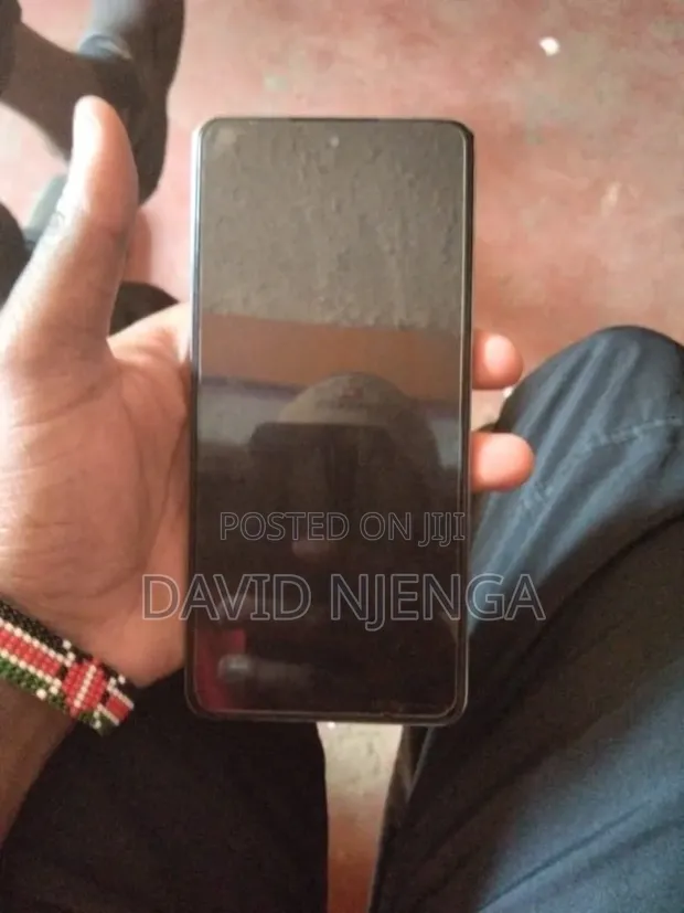 Tecno Camon 20 256GB Blue - 1