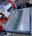 Soundcraft Signature 22-Channel Analog Mixer with Lexicon FX - 2