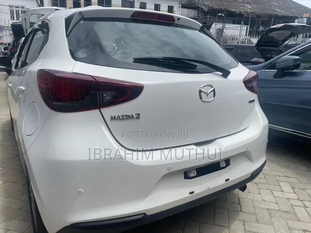 Mazda 2 2020 Pearl - 1
