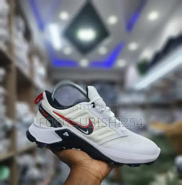 Nike Fast X Sneakers - 1
