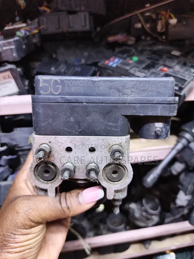 ABS Pump Toyota Premio - 1