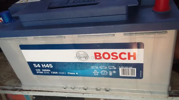 Bosch DIN100MF 12V/100Ah Maintenance-Free Car Battery - 1