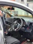Toyota Ractis 1.5 FWD 2015 Silver - 4