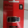 SanDisk Cruzer Blade 16GB USB 2.0 Flash Drive - 2