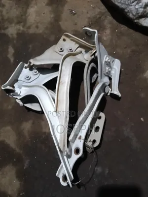 Toyota Land Cruiser Prado V8 Bonnet Hinges (Ex-Japan)