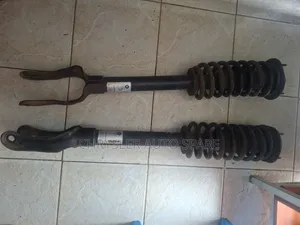 Jeep Grand Cherokee WK2 2011-2015 Front Shock Absorber