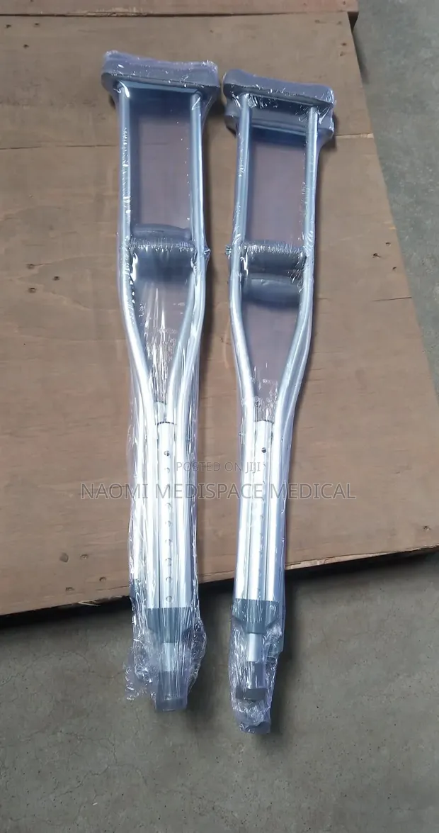 Adjustable Underarm Crutches (Pair) - Quality & Strong - 1