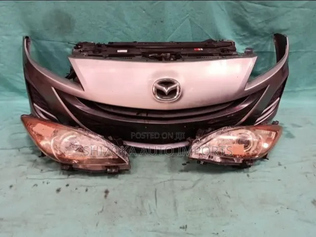 Nose Cut Mazda Axela 2010 - 1