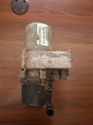 Jeep Grand Cherokee WK2 2011-2013 Power Steering Pump