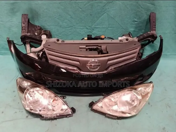 Nissan Note E11 Nose Cut (2009) - 1