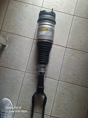 Jeep Grand Cherokee WK2 2011-2015 Front Air Suspension Shock