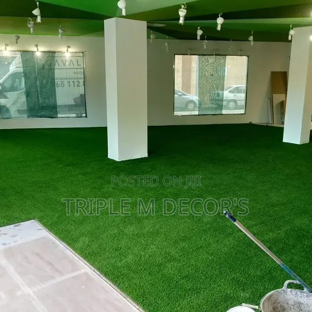 All-Season Outdoor Green Turf Carpet - 1