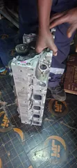 Isuzu D-MAX 4JK1 Cylinder Head (Black Top Cover) - 2