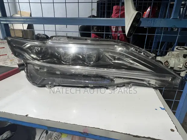 Toyota Harrier Headlight 2015 (Complete) - 1