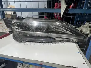 Toyota Harrier Headlight 2015 (Complete)