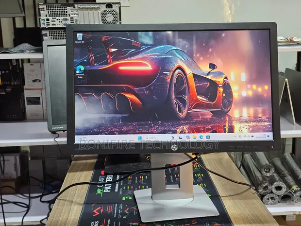 HP EliteDisplay E232 23-inch Full HD Monitor - 1