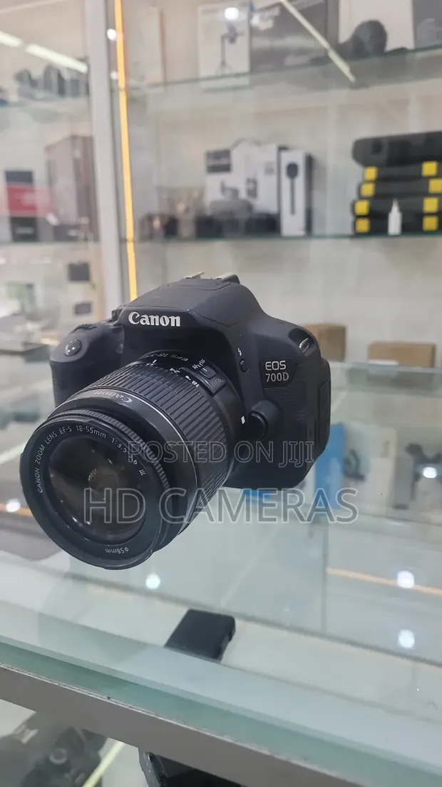 Canon EOS 700D / Rebel T5i DSLR Camera - 1