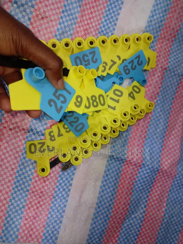 Flexible Ear Tags - Numbering Solution - 1