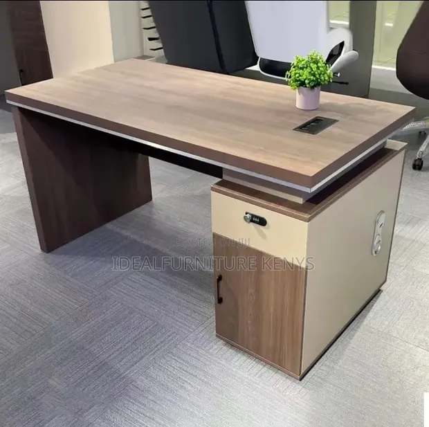 Modern Manager Working Desk - Brand New - 1