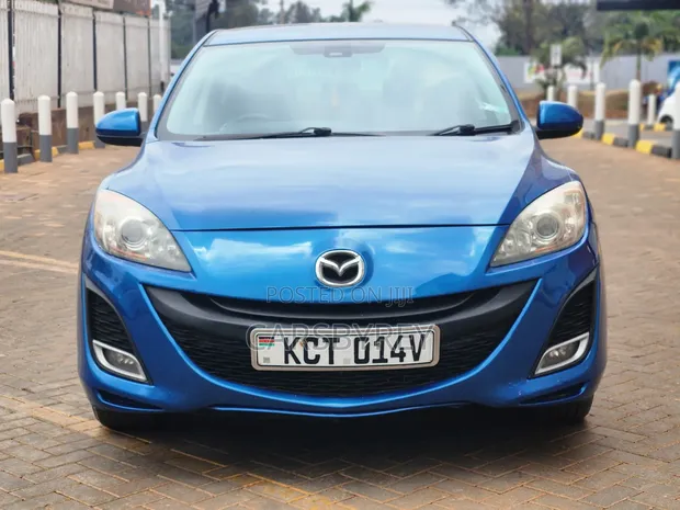 Mazda Axela 2012 Hatchback - 1