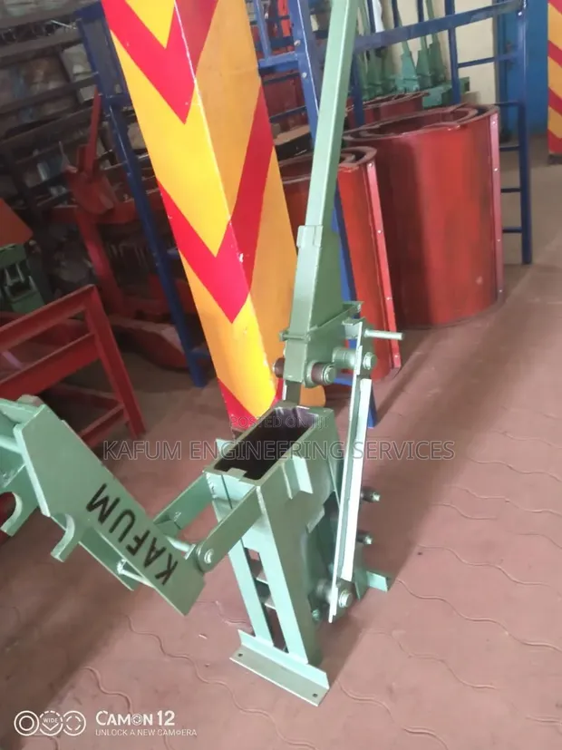 Interlocking Brick Machine - Brand New - 1