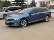Volkswagen Passat 2017 Blue - 2