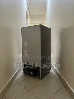 Von Single Door Refrigerator