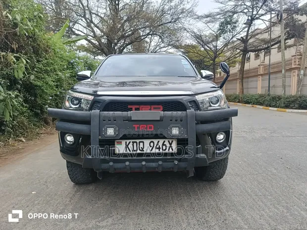 Toyota Hilux Revo Smart Cab Diesel 2.8 AWD 2018 Black - 1