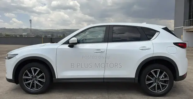 Mazda CX-5 Grand Select FWD 2017 White - 1