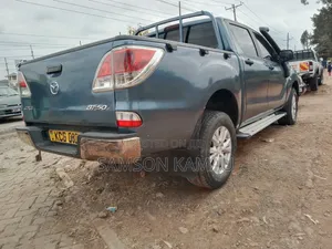 Mazda BT-50 2014 Double Cab Blue