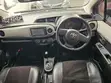 Toyota Vitz 1.0 FWD 5dr 2012 Silver - 3