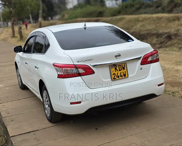 Nissan Sylphy 2017 White - 1