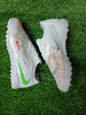 Nike Phantom GX Kids Football Trainers
