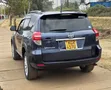 Toyota Vanguard 2011 Blue - 1