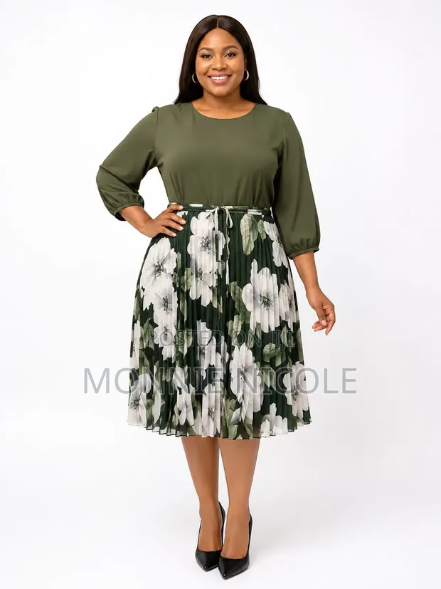 Floral Round Neck Tie Belt Pleated Dress - 1