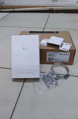 Grandstream GWN7630LR Outdoor WiFi Access Point