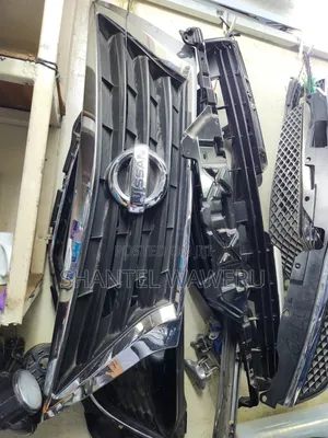 Nissan Tiida Ratio Grill