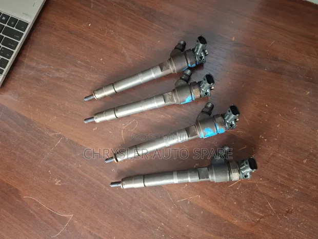 Jeep Grand Cherokee WK2 3.0 Fuel Injector Nozzle (2011-2013) - 1