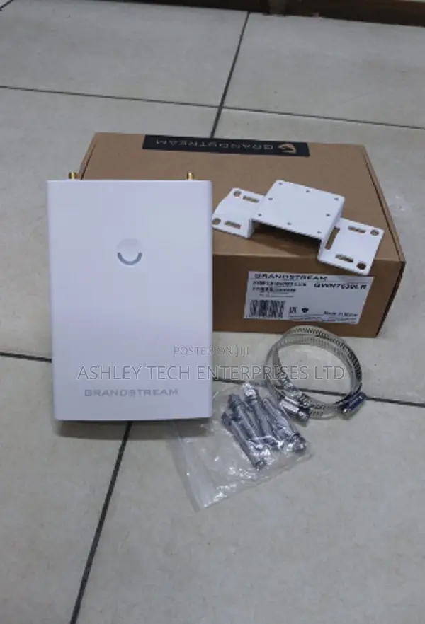 Grandstream GWN7630 High-Capacity Wi-Fi Access Point - 1