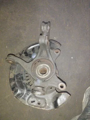 Toyota Corolla Fielder Front Hub (Used)