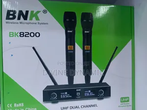 BNK Wireless Microphone 8200